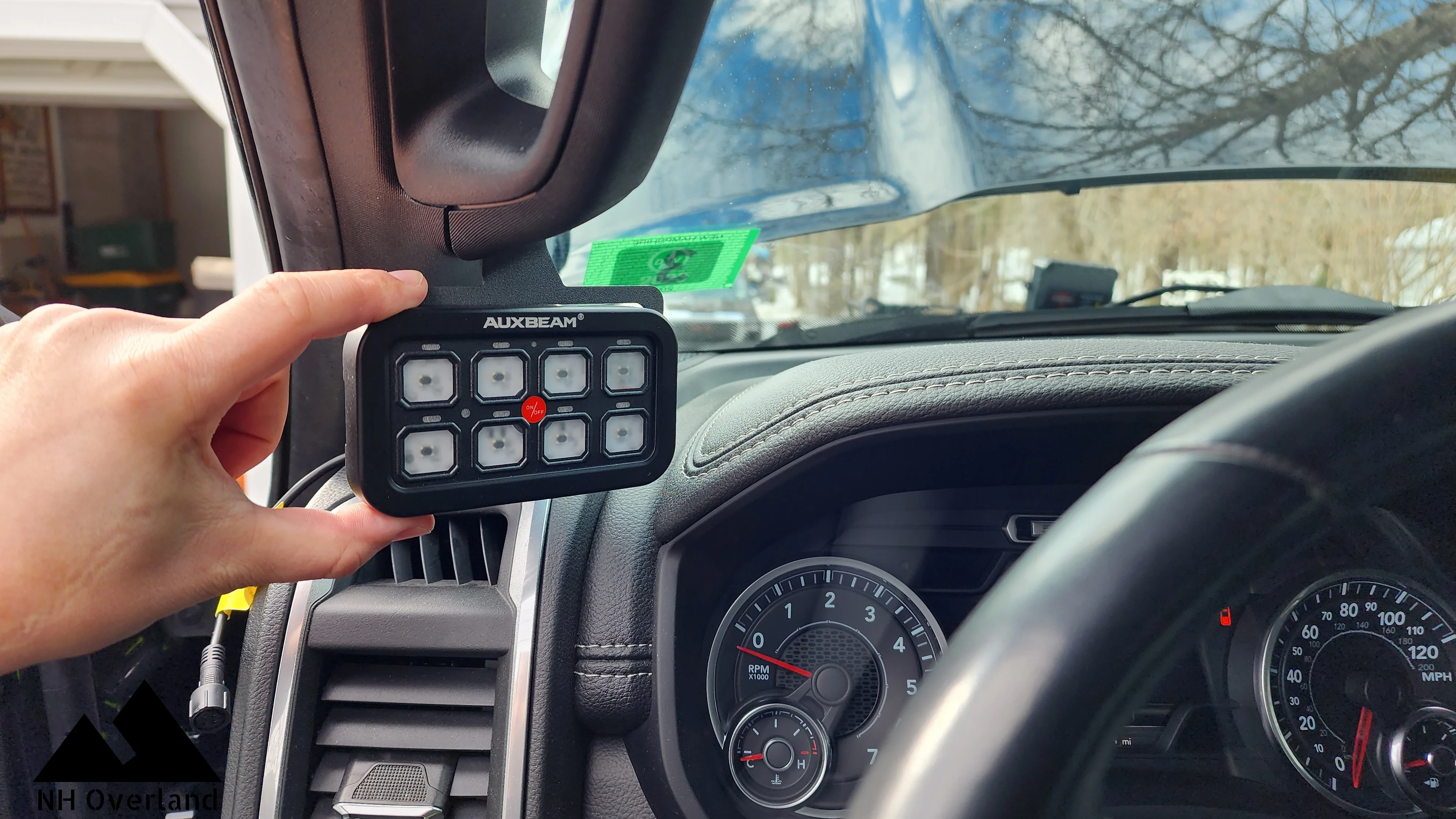 19+ RAM HD A Pillar Controller Mount - Image 6