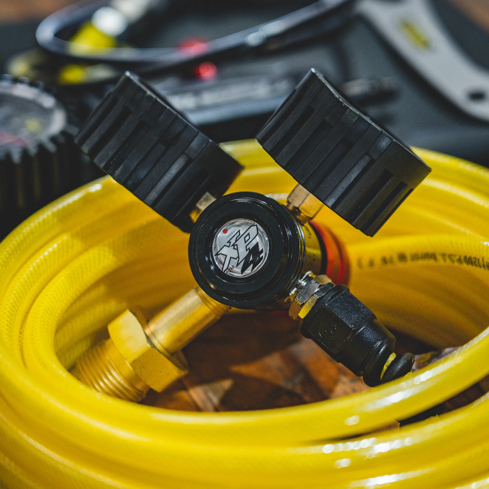 Nitrogen Regulator Kit for Shocks Power Tank - Image 3